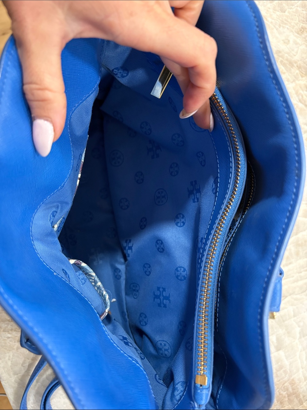 Tory Burch Blue Floral Geometric Dome Satchel with Removable Strap - Picture 4 of 8